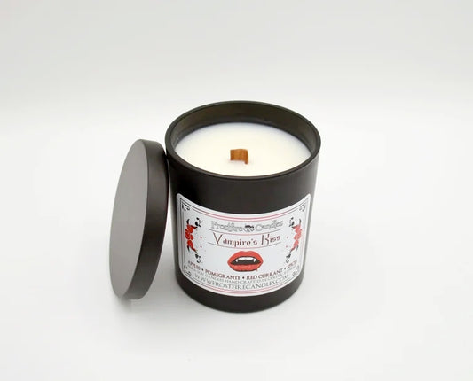 Vampire's Kiss Candle